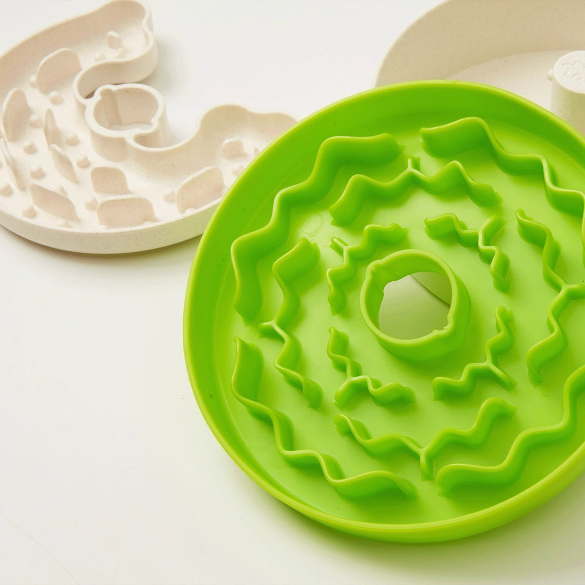 Puzzle Feeder™ Mini - Slower than a Slow Feeder - for S/M Dogs(Green) - Eva Pet - Puzzle Feeder™
